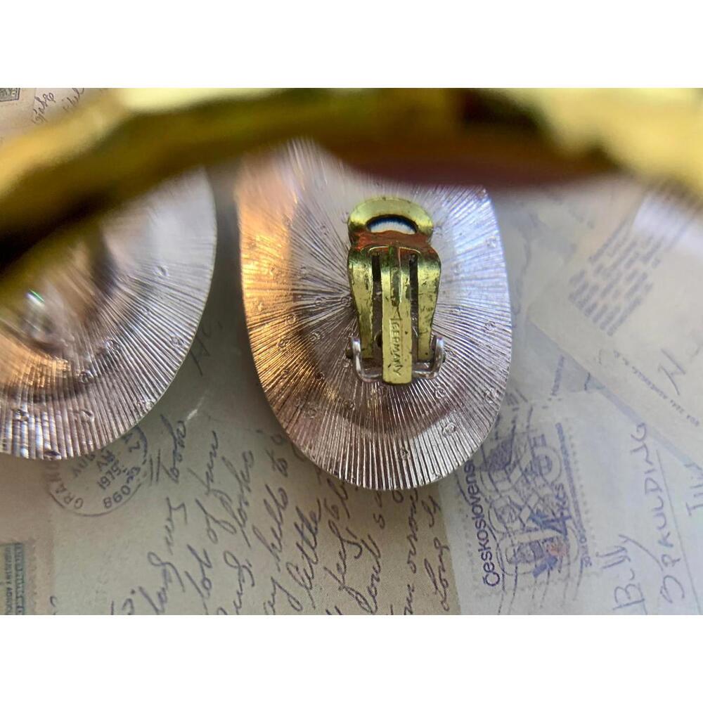 Vintage West Germany Faux Marble Clip-On Earrings - Gold Tone Mid-Century - Picture 3 of 6